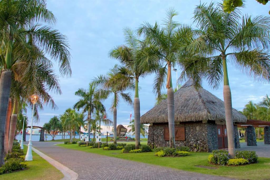 Appartement Revolution Tahiti à Papeete  Extérieur photo