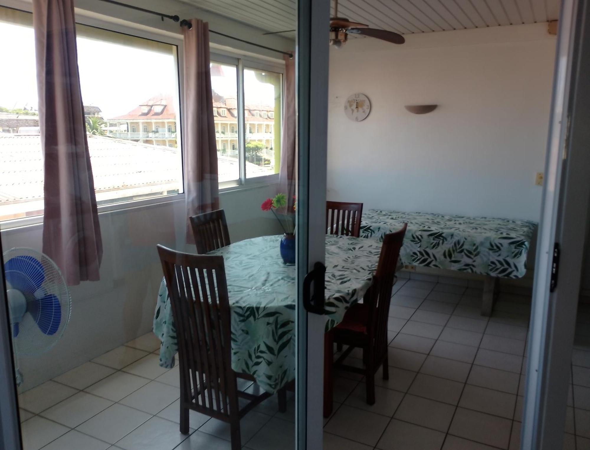 Appartement Revolution Tahiti à Papeete  Extérieur photo