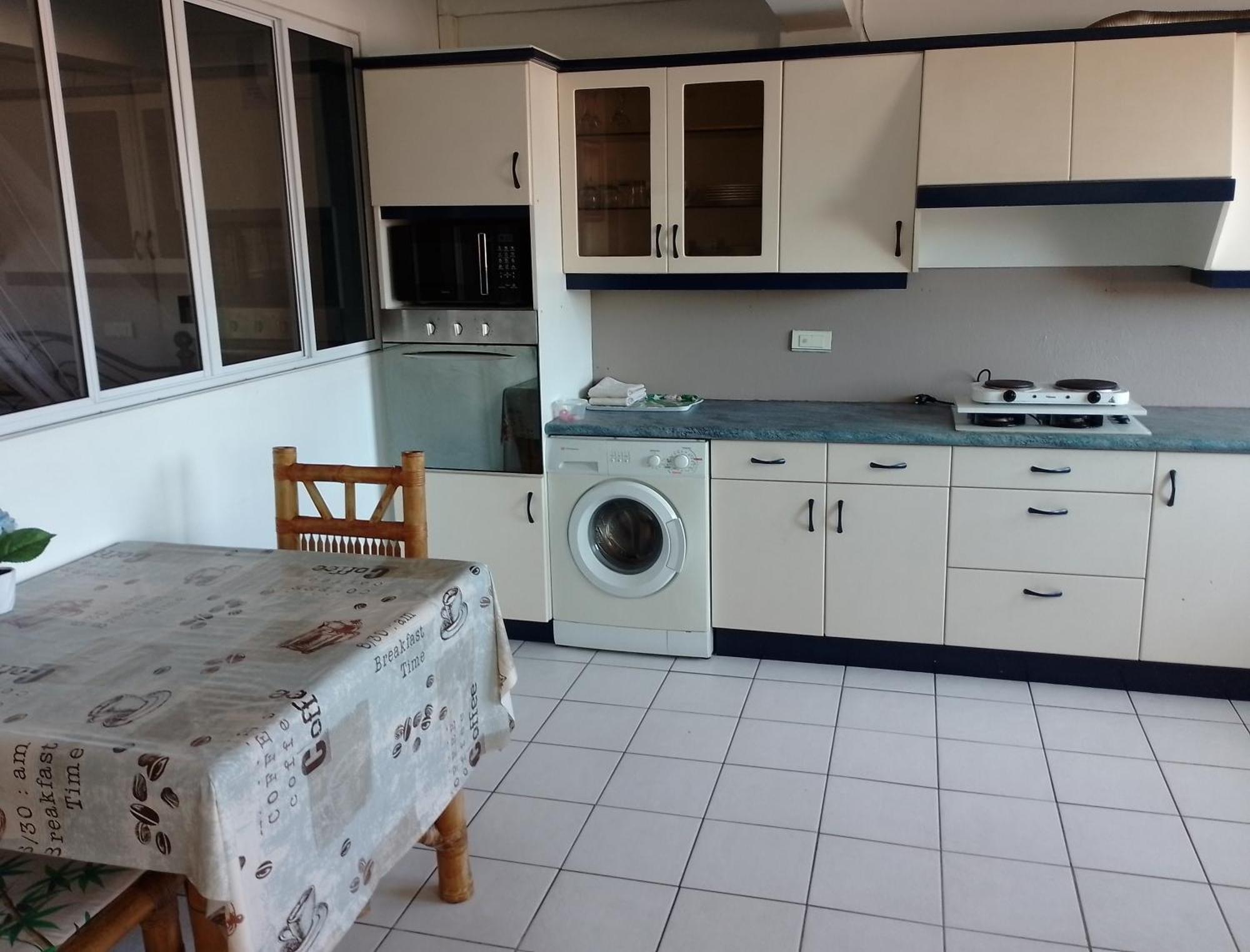 Appartement Revolution Tahiti à Papeete  Extérieur photo
